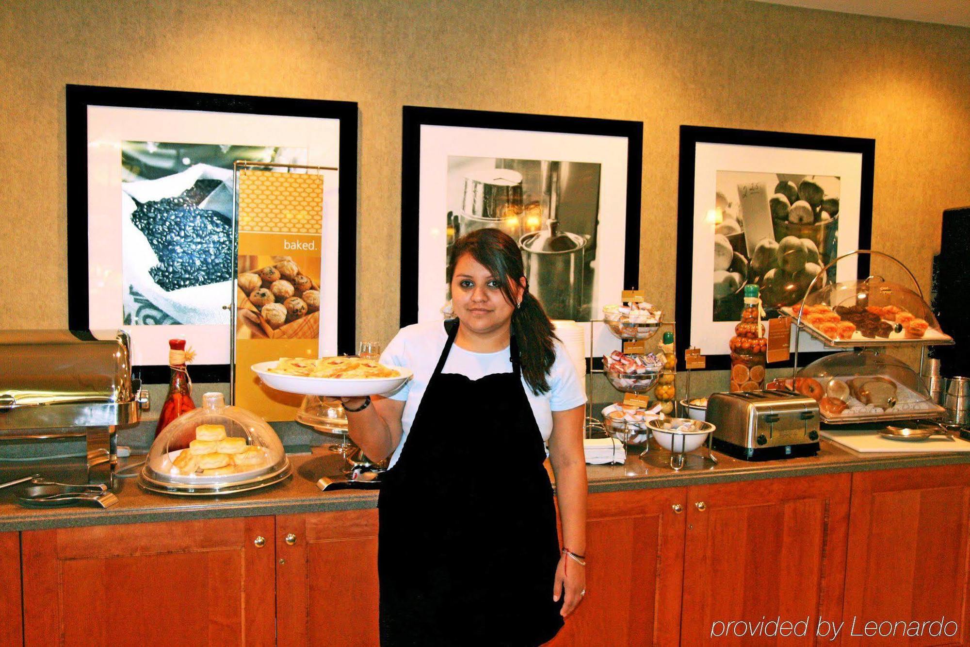 Hampton Inn Indianapolis/Carmel Restaurant photo