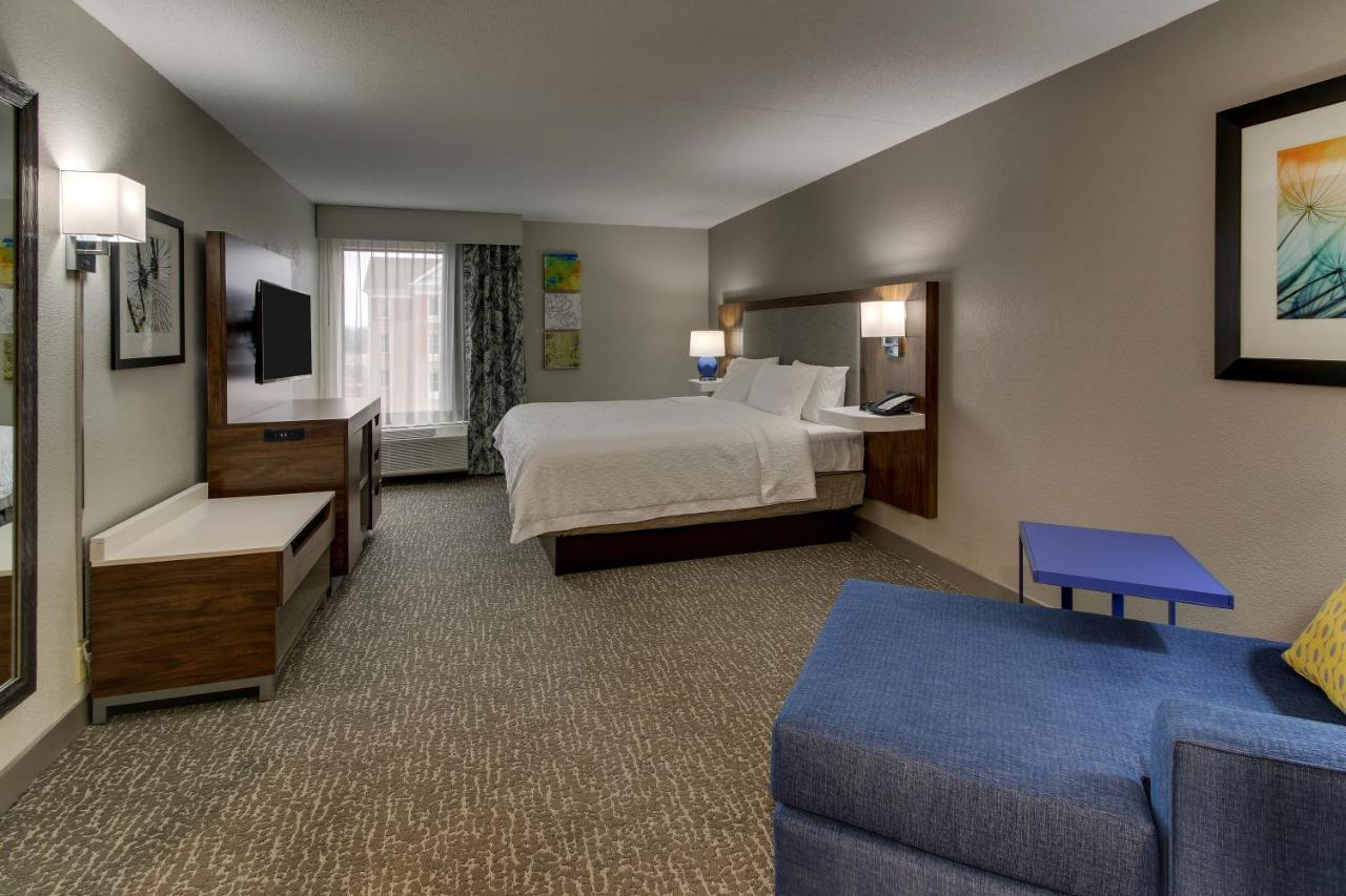 Hampton Inn Indianapolis/Carmel Exterior photo